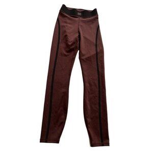 ALO Yoga Airlift High-Waist 7/8 Line Up Leggings in Cherry Cola